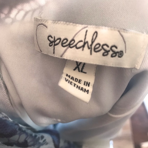 🦋Blue floral Mini Dress - Picture 7 of 10